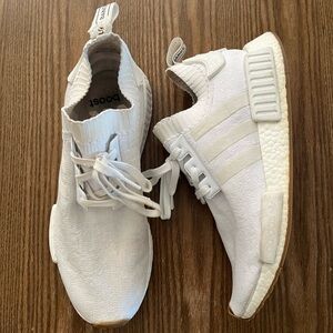 adidas Men’s NMD R1 White size 11.5